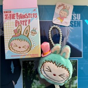 Labubu POP MART blind box plush keychain wallet
